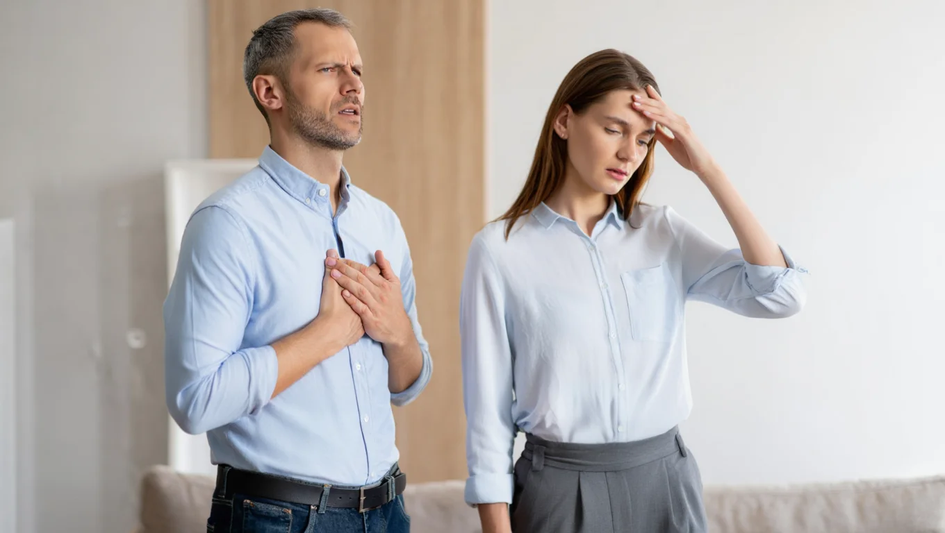 Мужчина и женщина ощущают последствия алкоголя